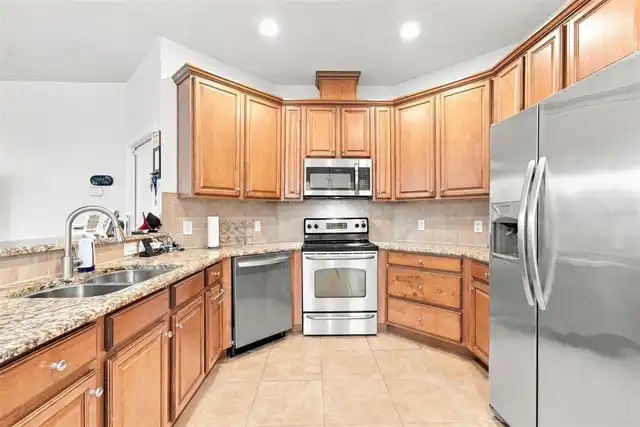 Listing Photo 21