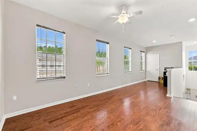 Listing Photo 27