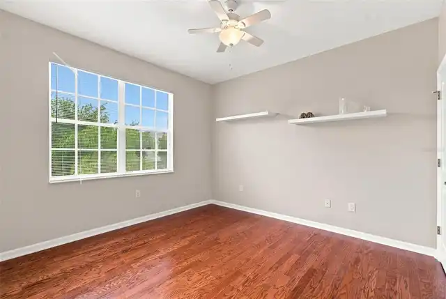 Listing Photo 34