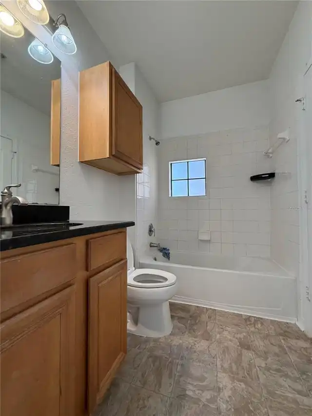 Listing Photo 16
