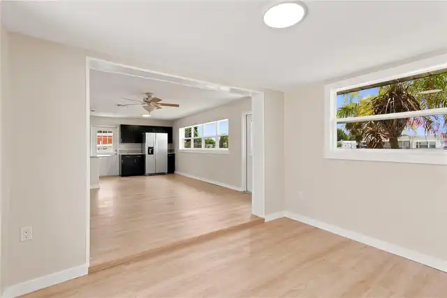 Listing Photo 25