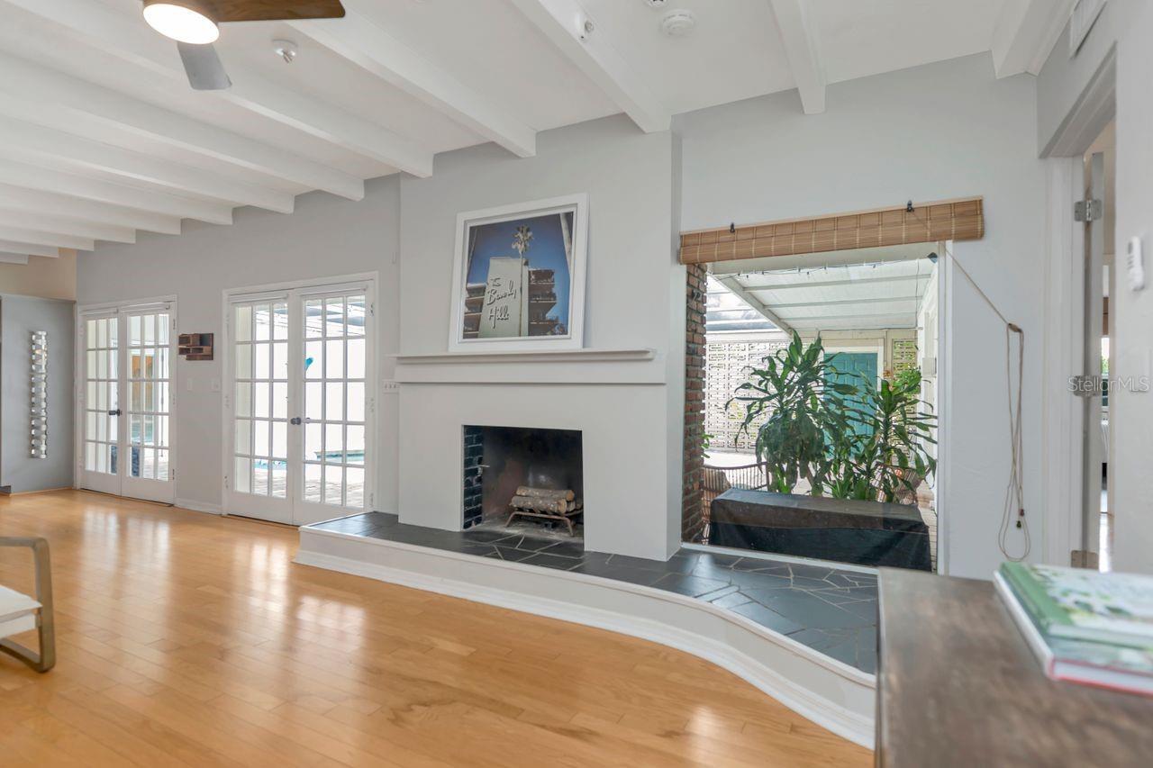 Listing Photo 10