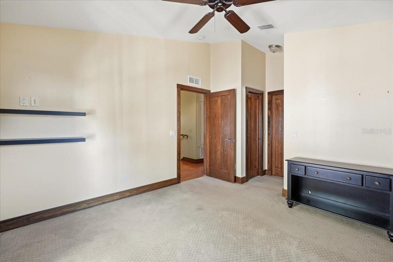 Listing Photo 43