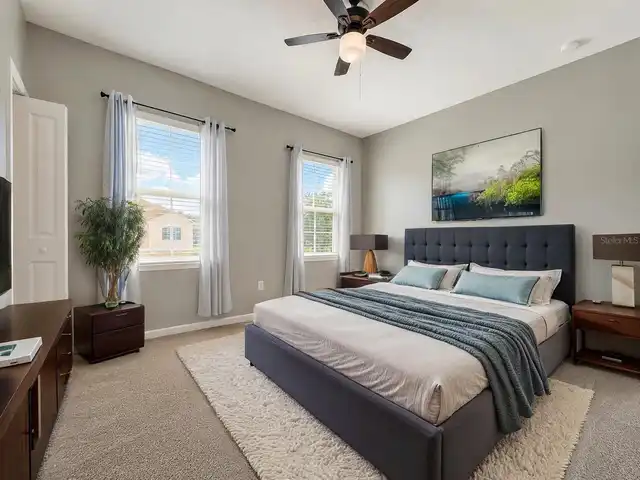 Listing Photo 11