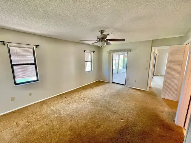 Listing Photo 29