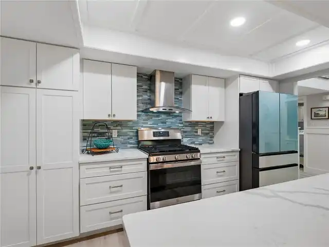 Listing Photo 15