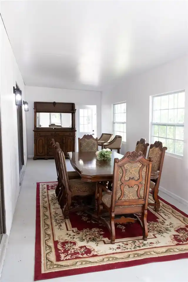 Listing Photo 17