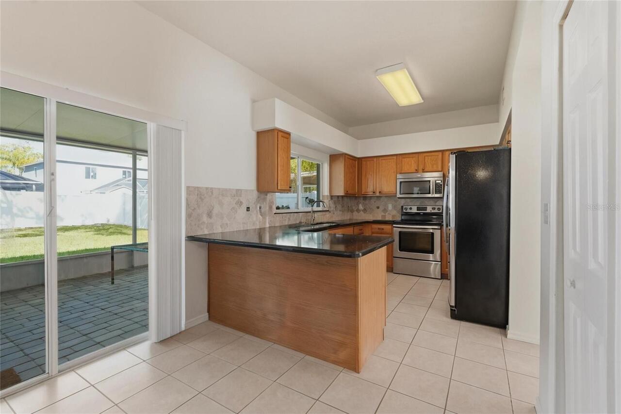 Listing Photo 17