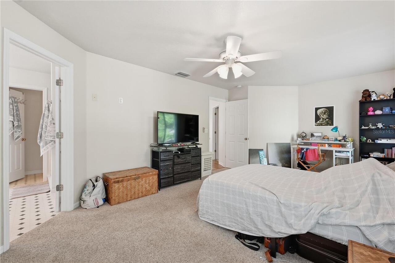 Listing Photo 42