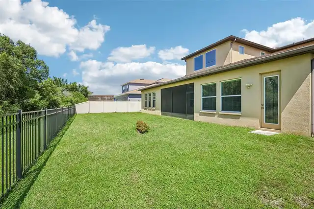 Listing Photo 32