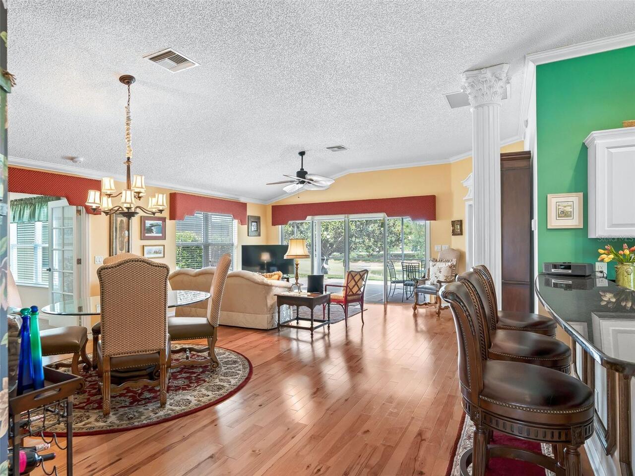 Listing Photo 7