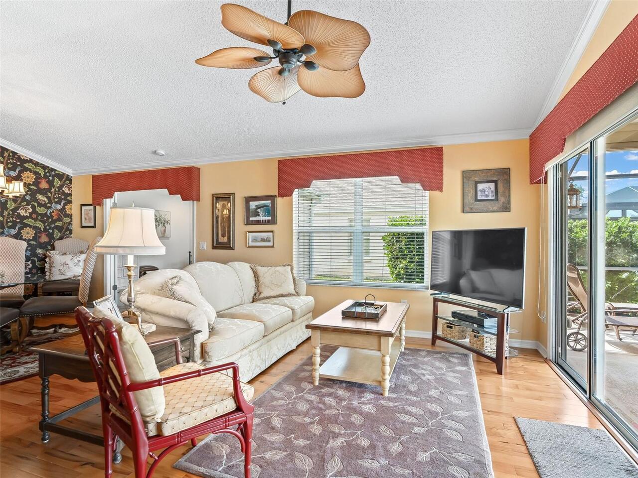 Listing Photo 18