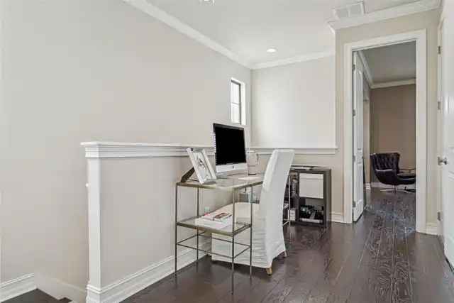 Listing Photo 14