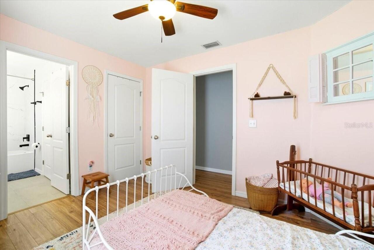 Listing Photo 25