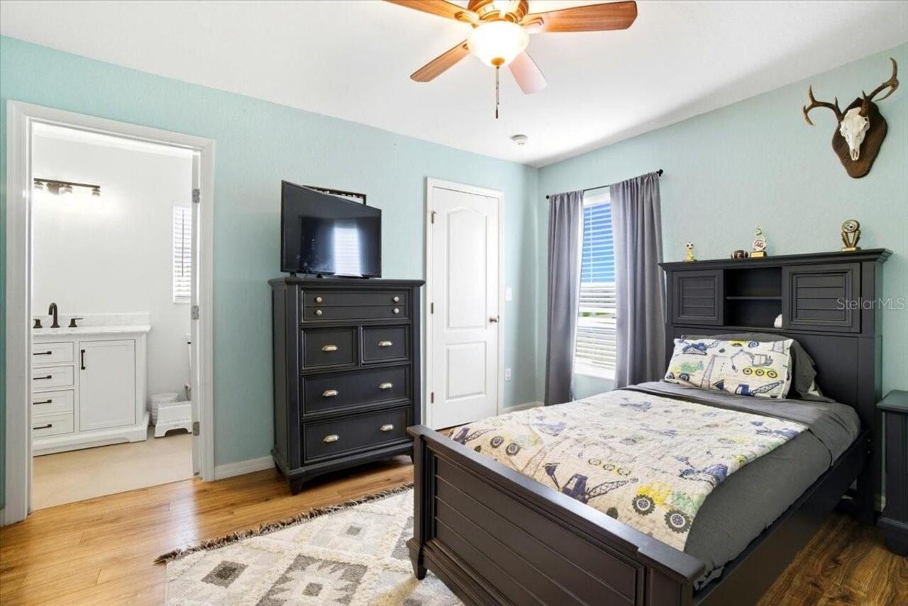 Listing Photo 28