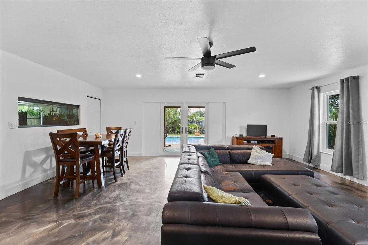 Listing Photo 17