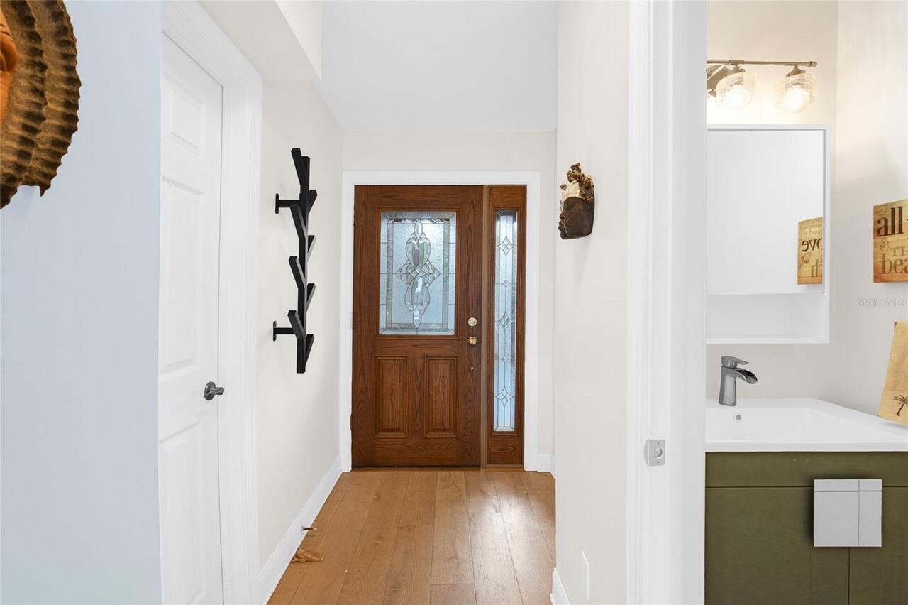 Listing Photo 8