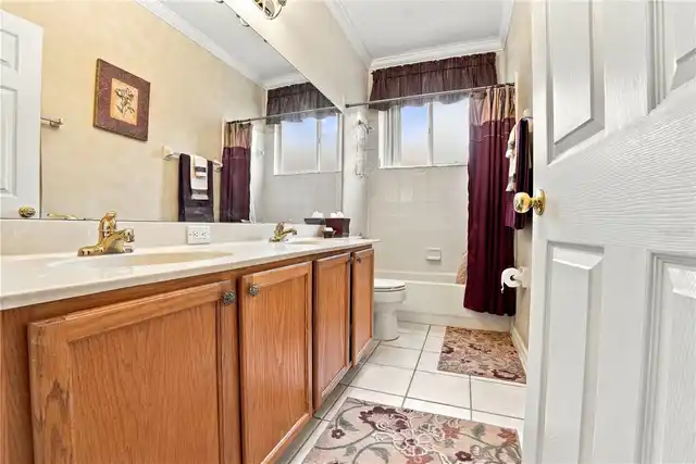 Listing Photo 22