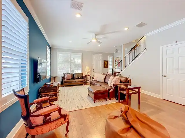 Listing Photo 17