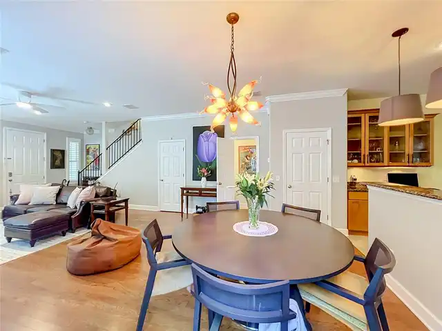 Listing Photo 21