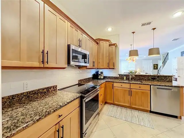 Listing Photo 28