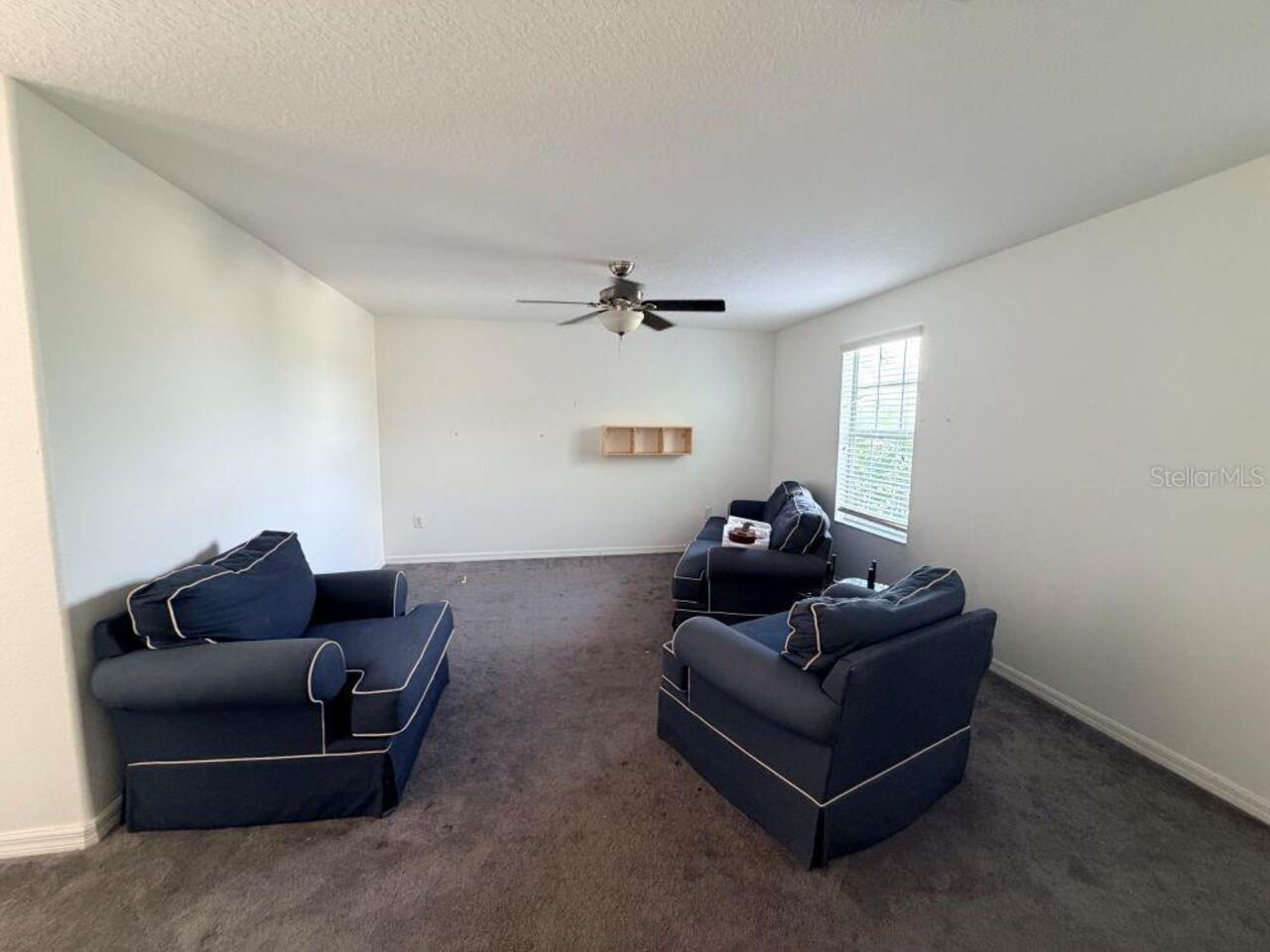 Listing Photo 8