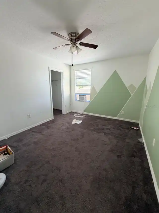 Listing Photo 9