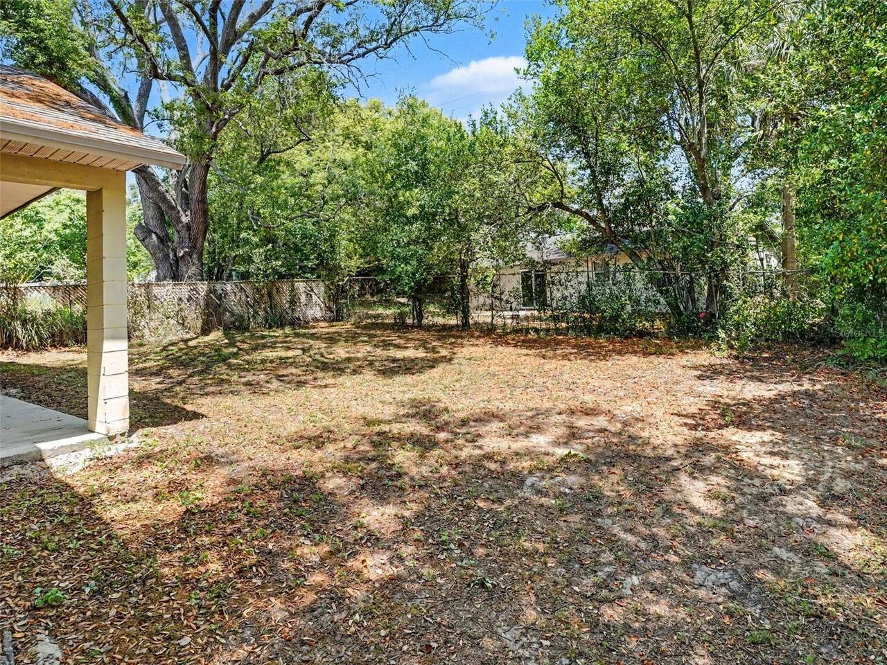 Listing Photo 17