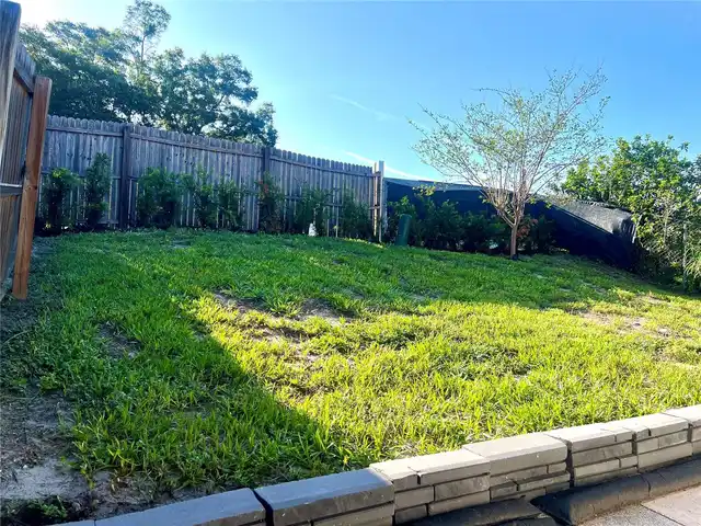 Listing Photo 17