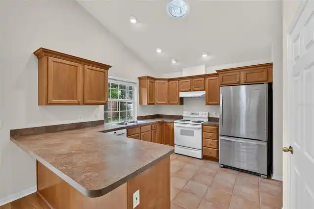 Listing Photo 18