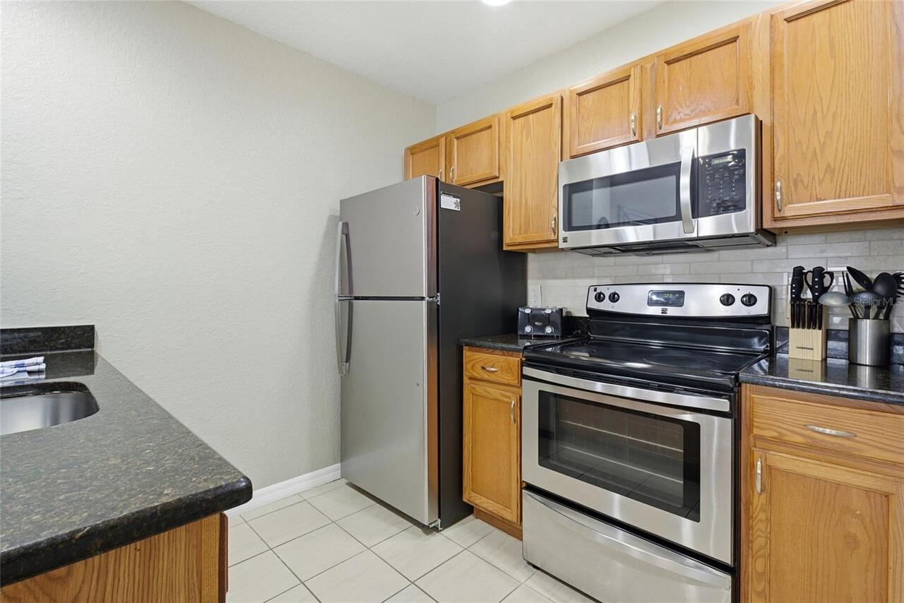 Listing Photo 9