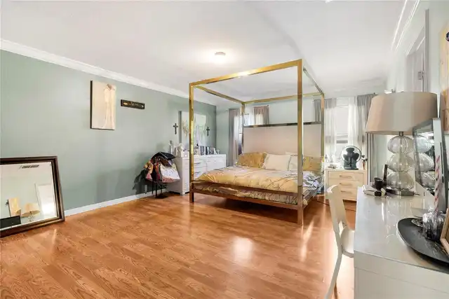 Listing Photo 21