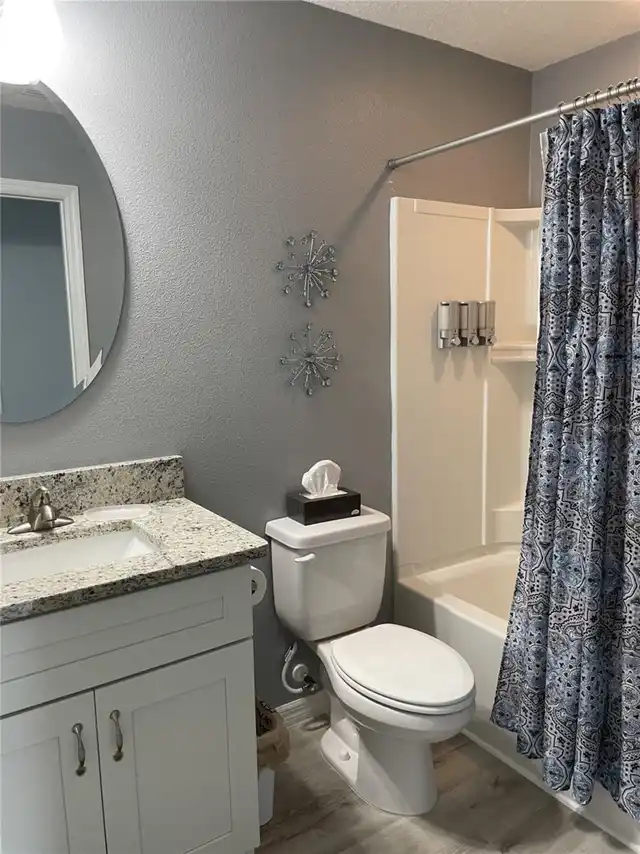 Listing Photo 15
