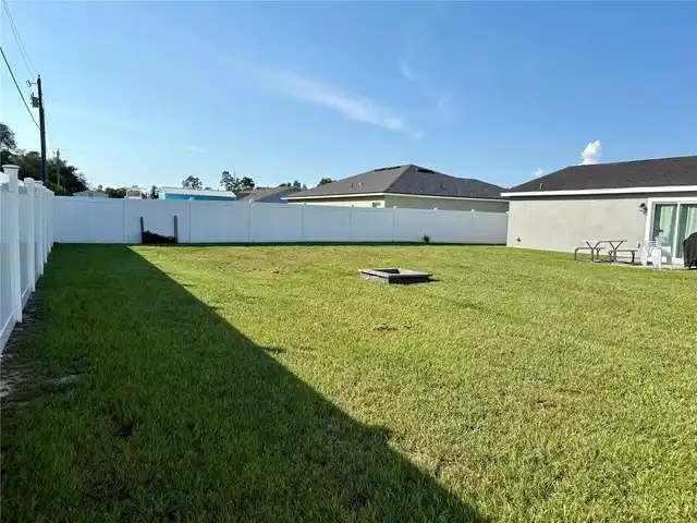 Listing Photo 18