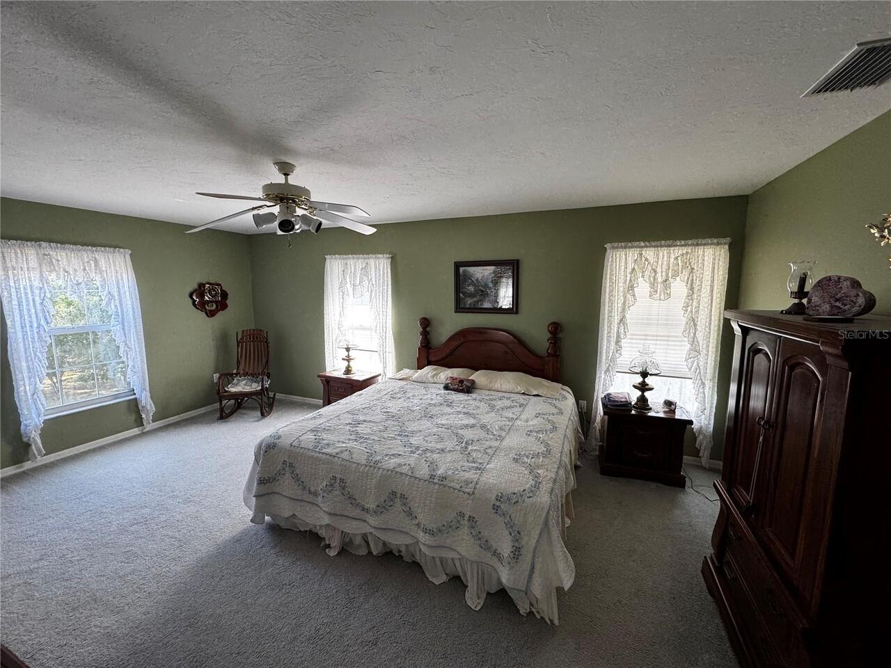 Listing Photo 33