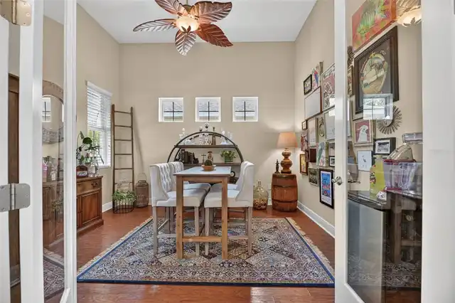 Listing Photo 10