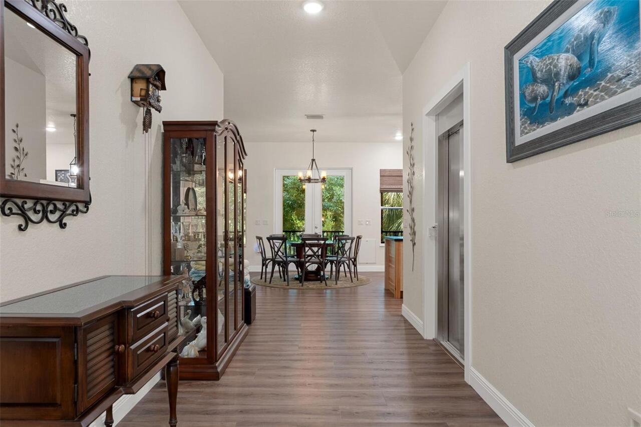 Listing Photo 10