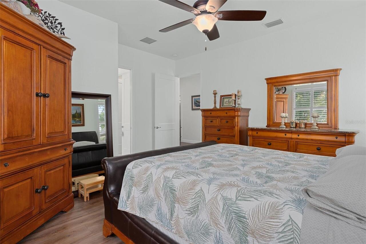 Listing Photo 23