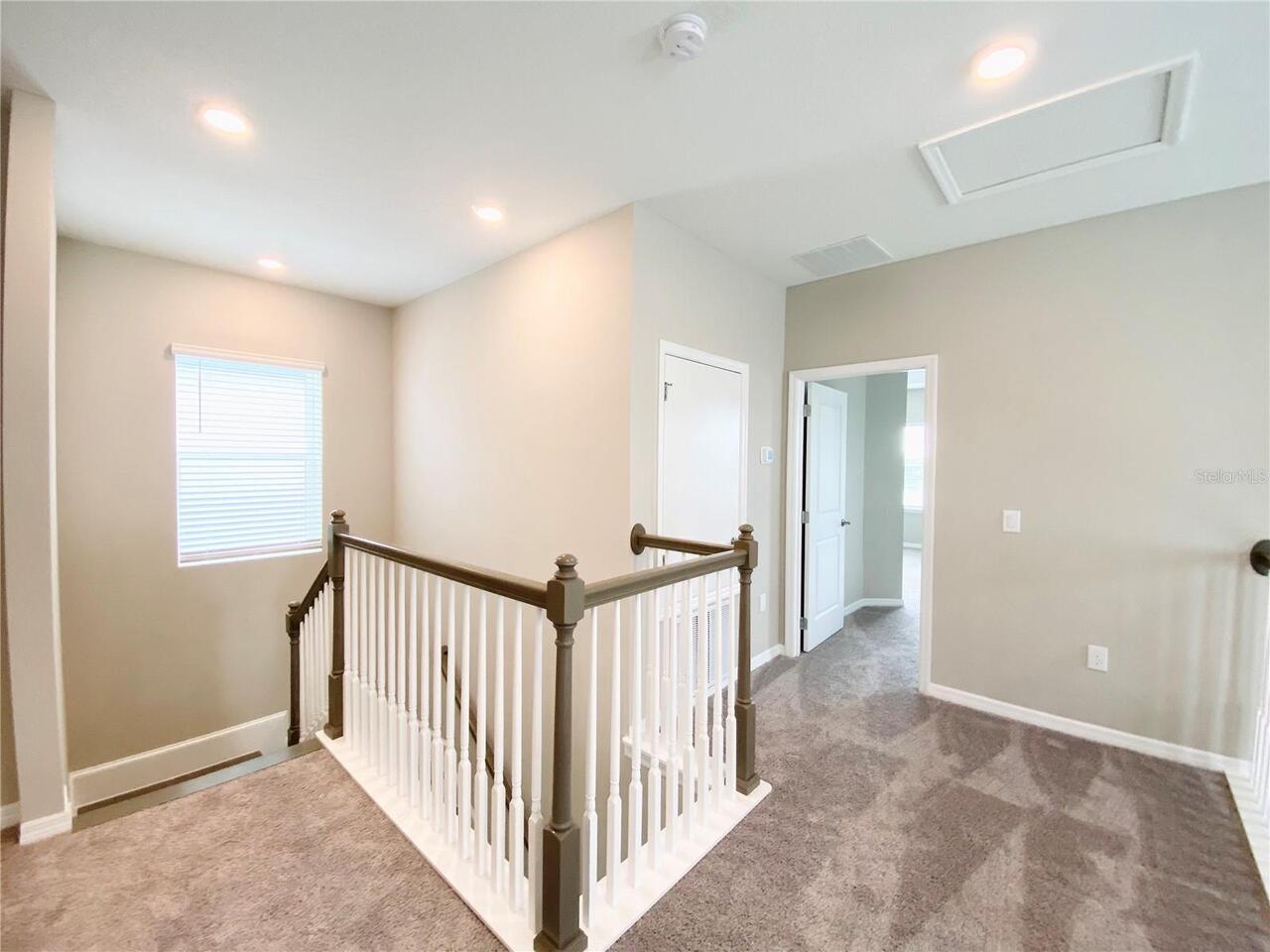 Listing Photo 9