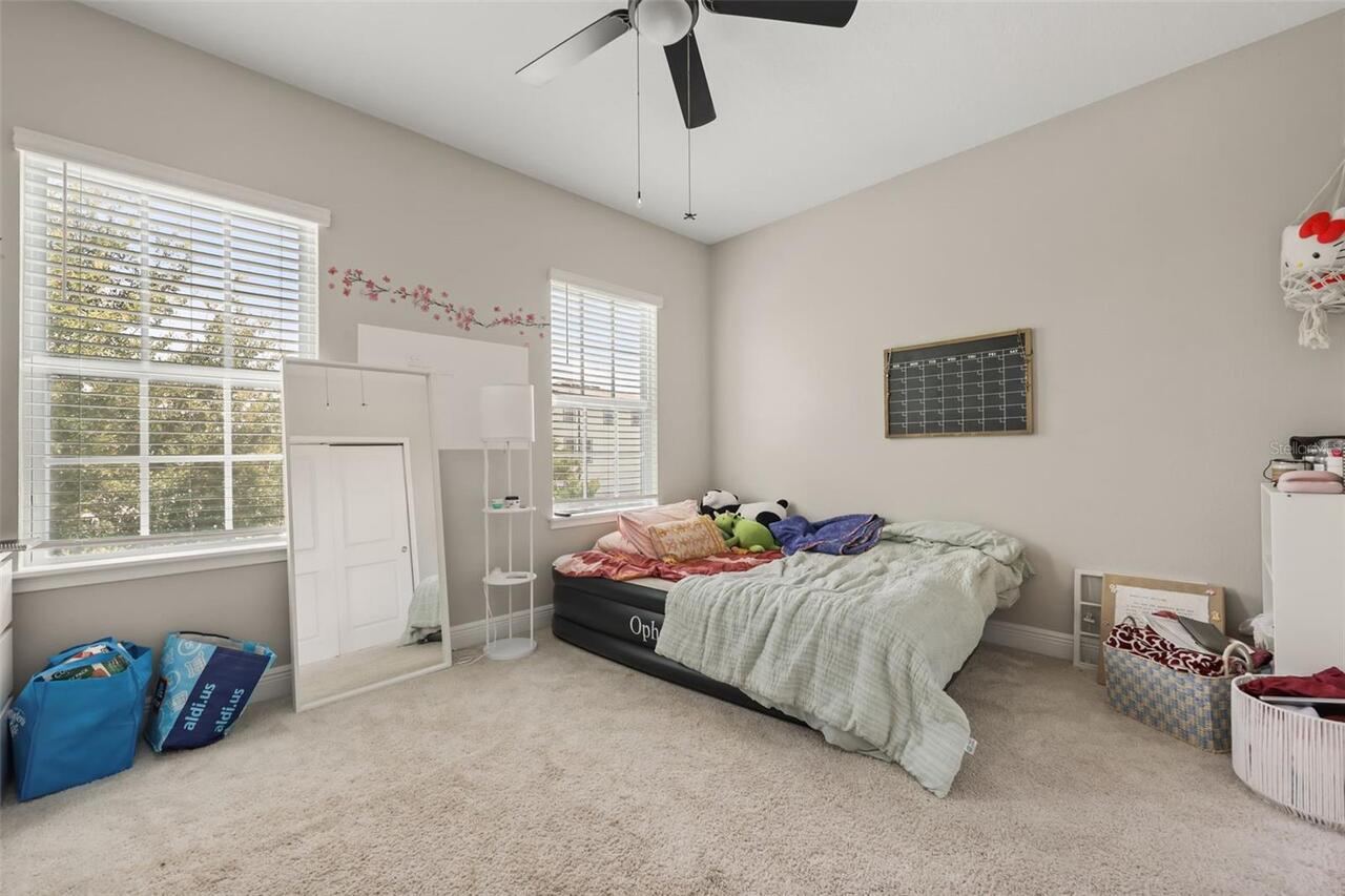 Listing Photo 17