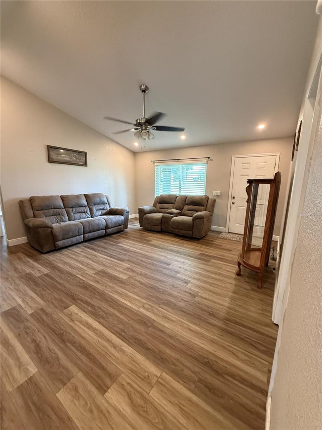 Listing Photo 28