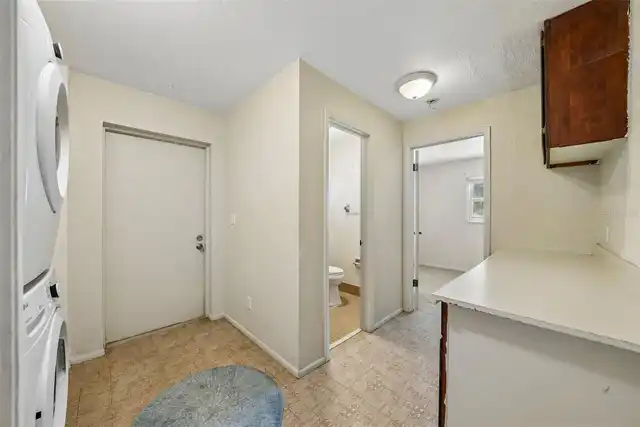 Listing Photo 14