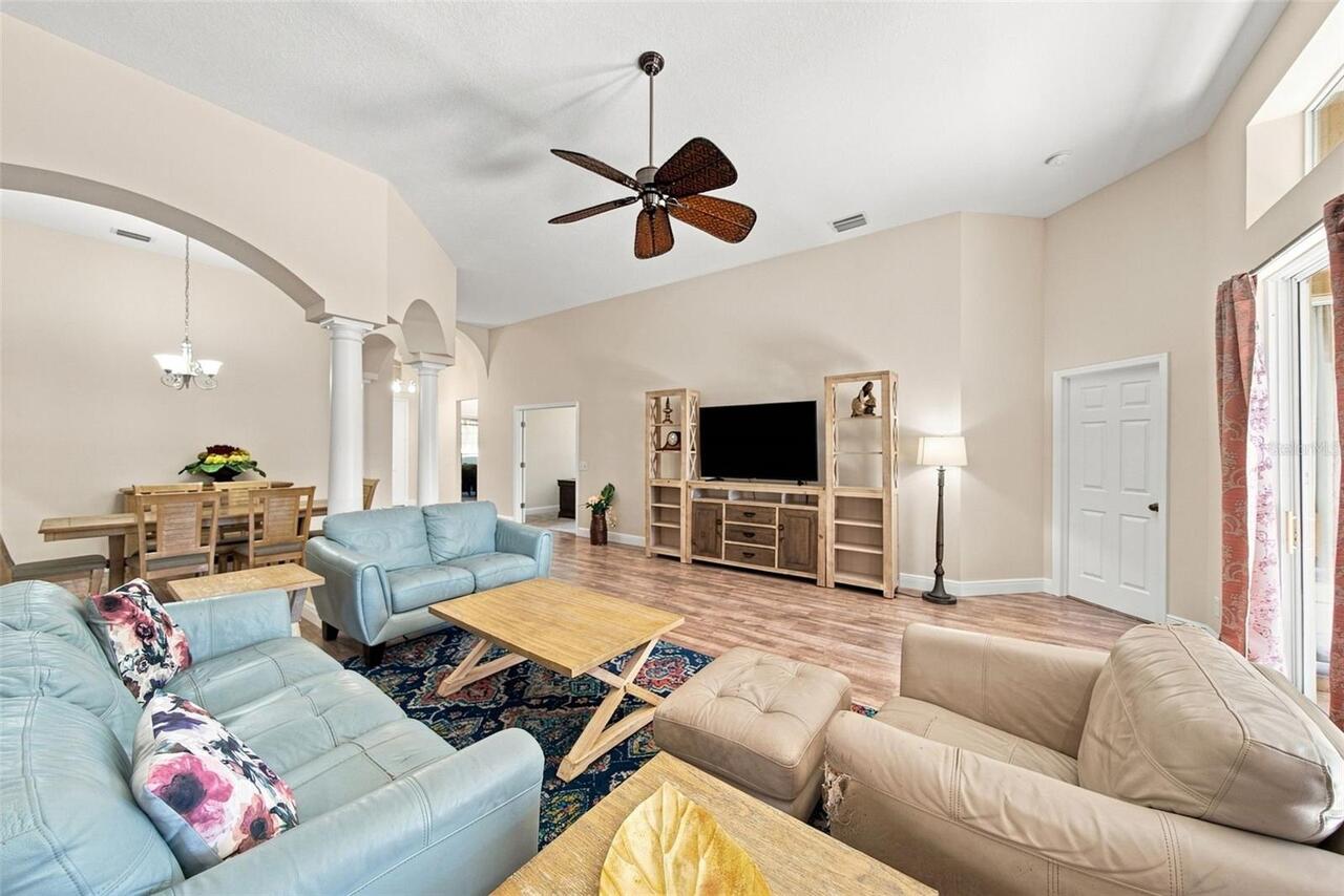 Listing Photo 14
