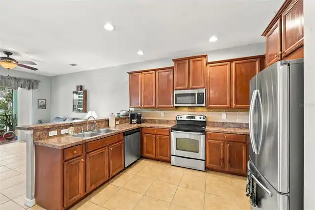 Listing Photo 6