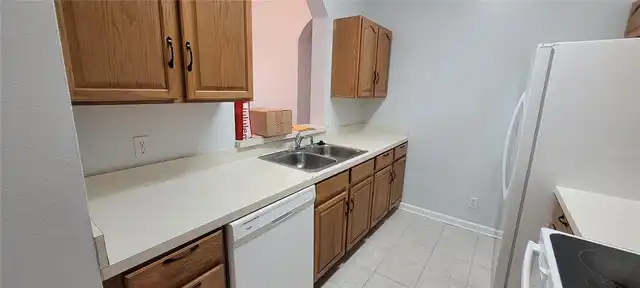 Listing Photo 9