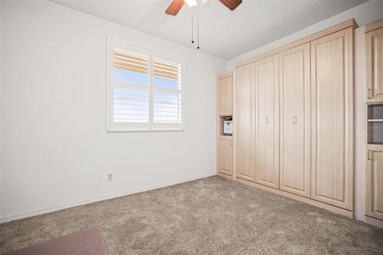 Listing Photo 14