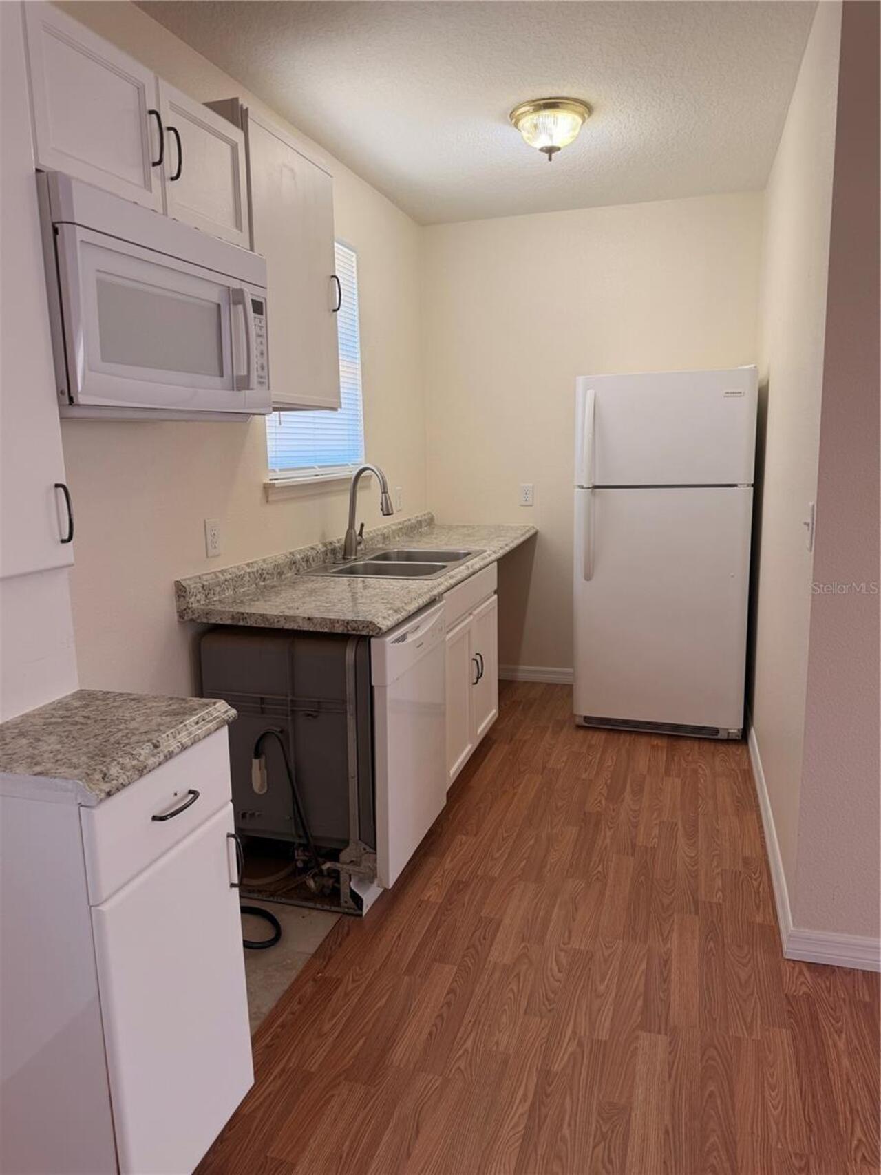 Listing Photo 6