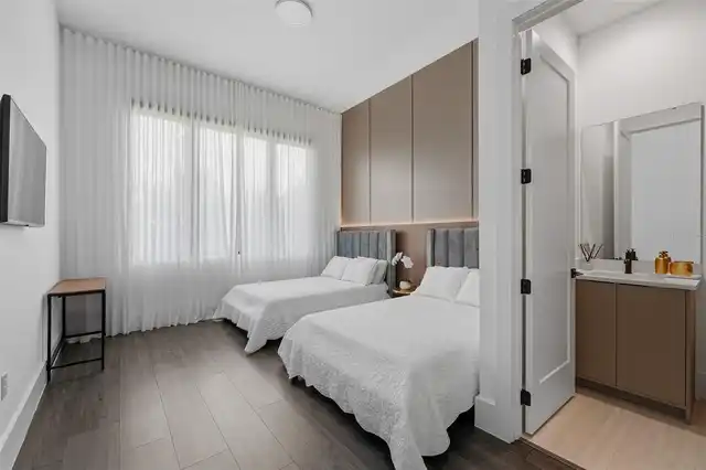 Listing Photo 17