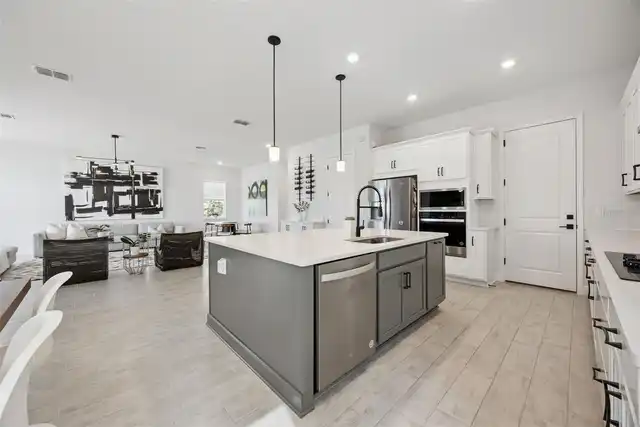 Listing Photo 10