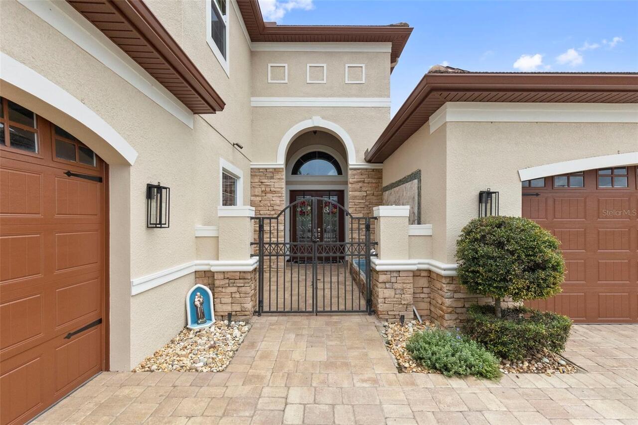 Listing Photo 12